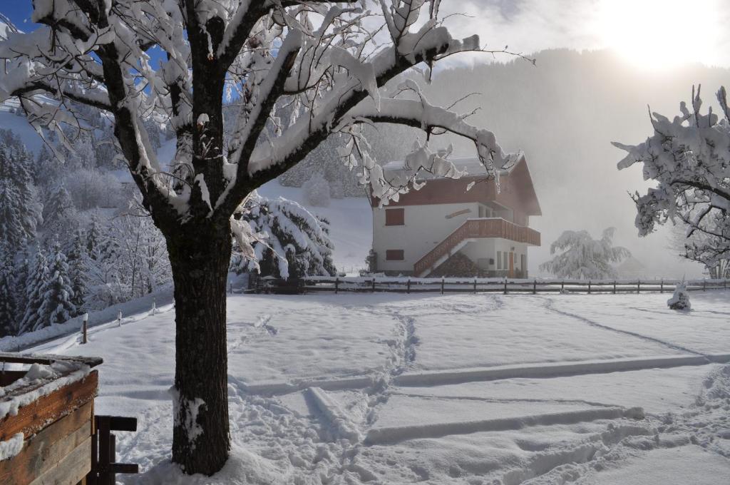La Foret De Maronne La Garde  Bagian luar foto